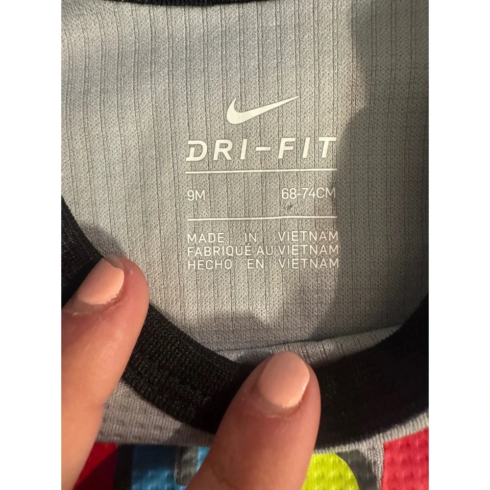 Nike Baby Boy 4 Piece Bundle 6-9M Bodysuit Footie Sleeper Romper Hooded Grey - Picture 2 of 16